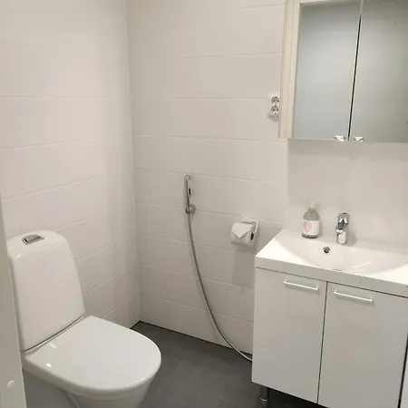 Διαμέρισμα And Spacious For 6 With Sauna *